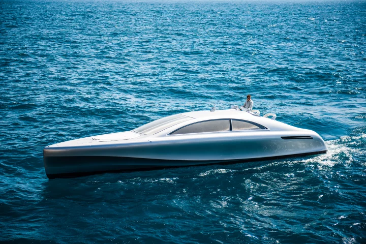 Mercedes-Benz has teamed up with Silver Arrows Marine to create an exclusive yacht