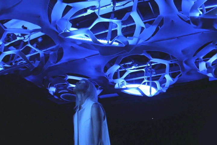 The Aurora ceiling at work