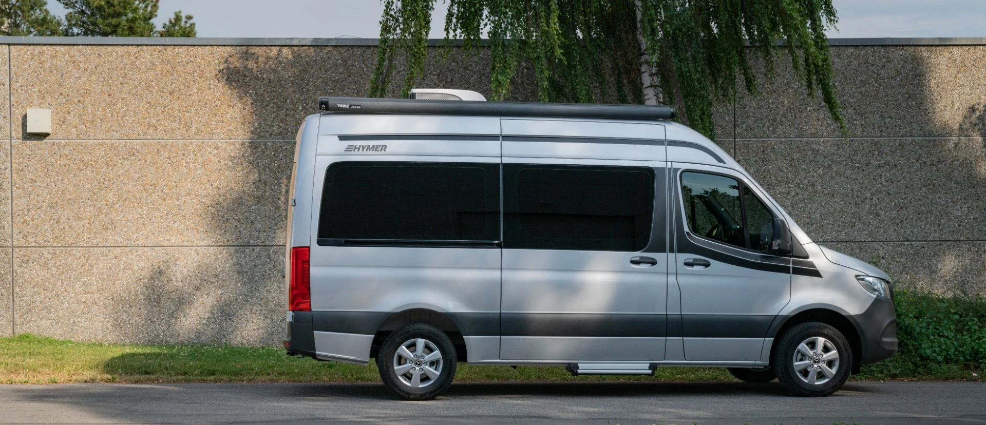 The Hymer DuoCar S is based on the 593-cm Sprinter, making for a fairly compact, nimble camper van