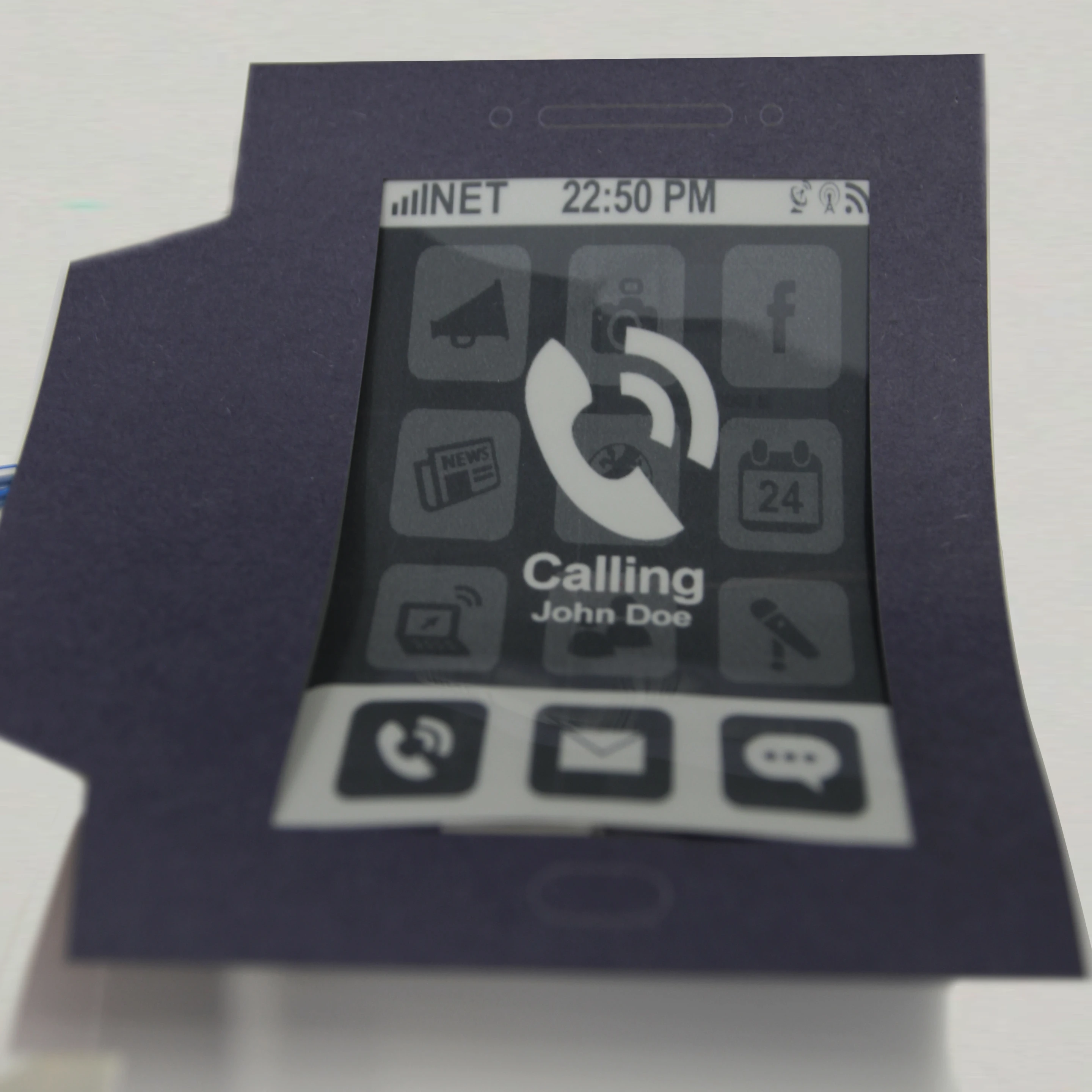 The MorePhone can be customized to bend its entire body, or curl select corners