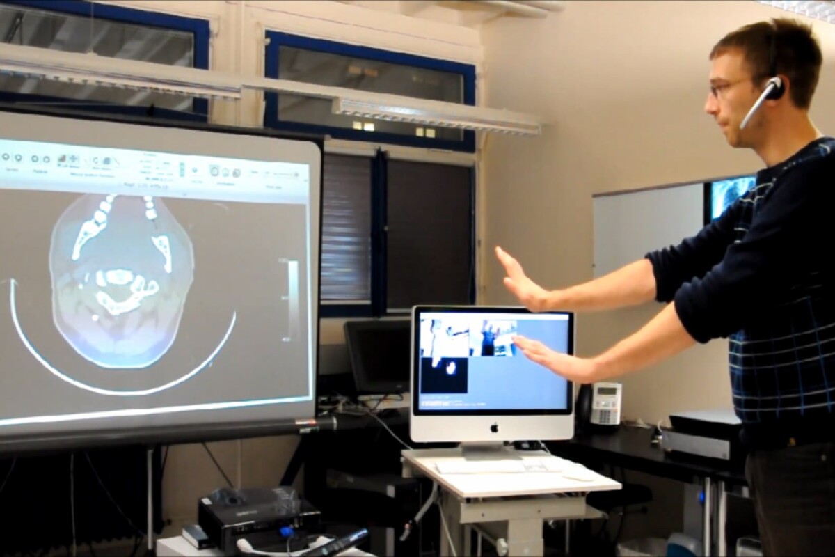 The hands-free interface developed by the Virtopsy research project to review medical images using Microsoft's Kinect