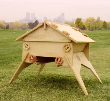 The TopBar hive by Open Source Beehives (Photo: Open Source Beehives)
