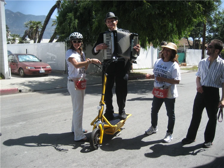 Warning: playing the accordion while riding an SES is dangerous