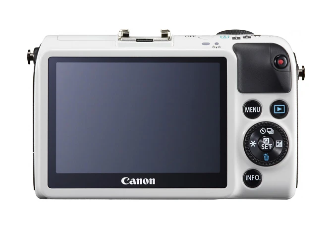 To the rear is a 3-inch, 1040k-dot resolution ClearView II touchscreen display panel with anti-reflective coating