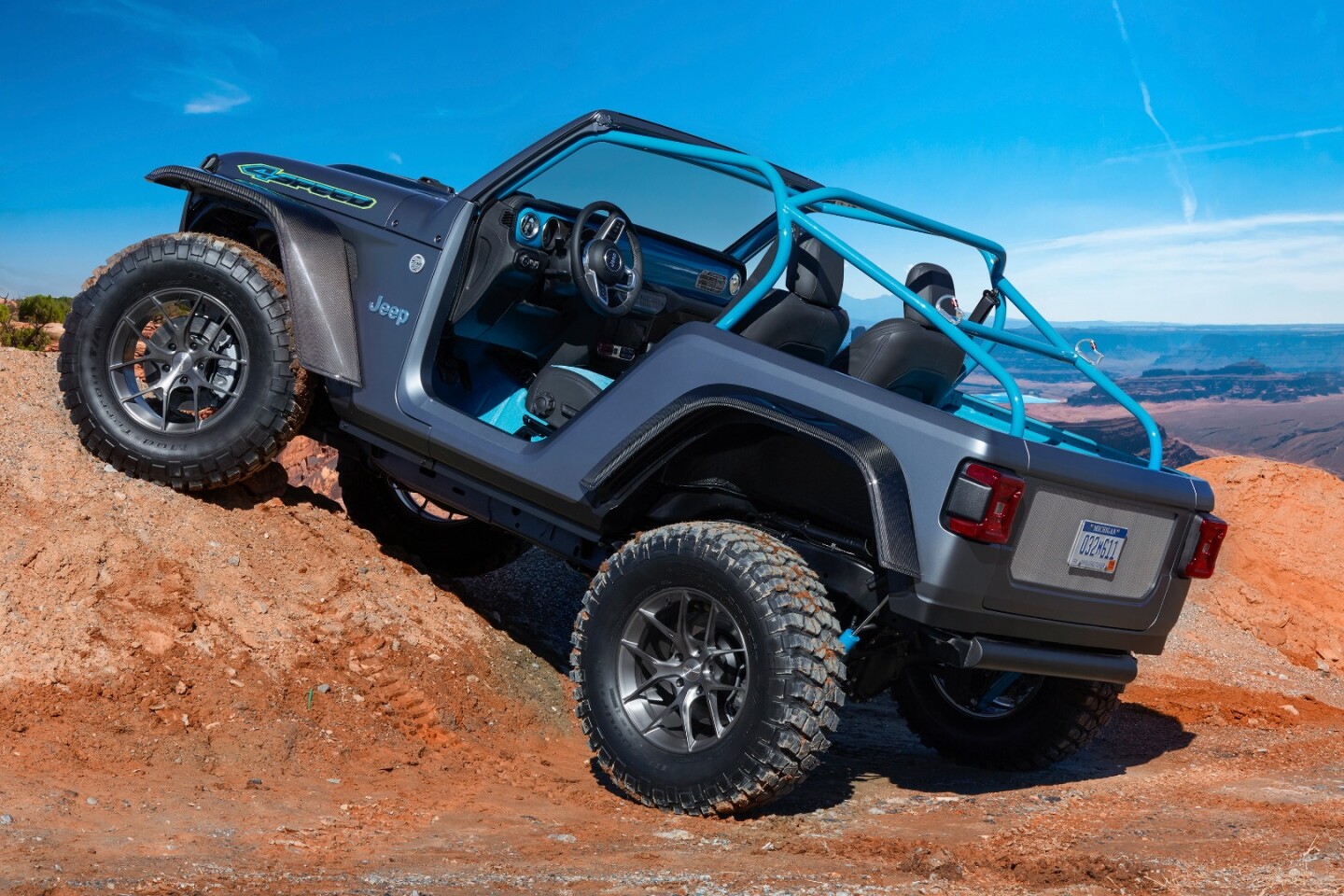 Jeep 4Speed: chopped back body is 22 inches shorter than standard, on a standard wheelbase, meaning extreme approach angles to steep gradients are well and truly on the menu