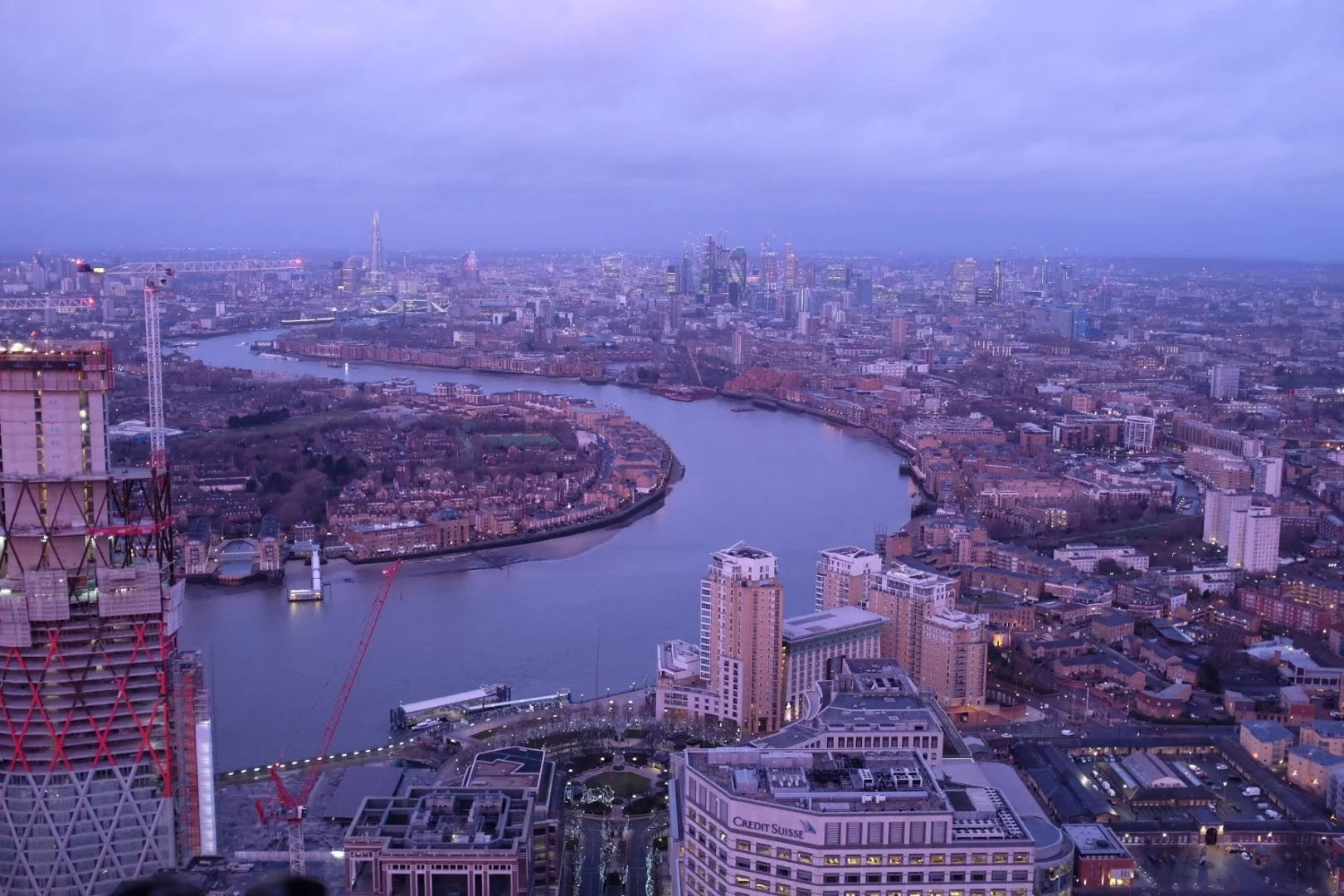 The London Gigalapse is made up of more than 6,240 shots stitched together into a 155 degree panorama that spans 24 hours in the life of the busy city