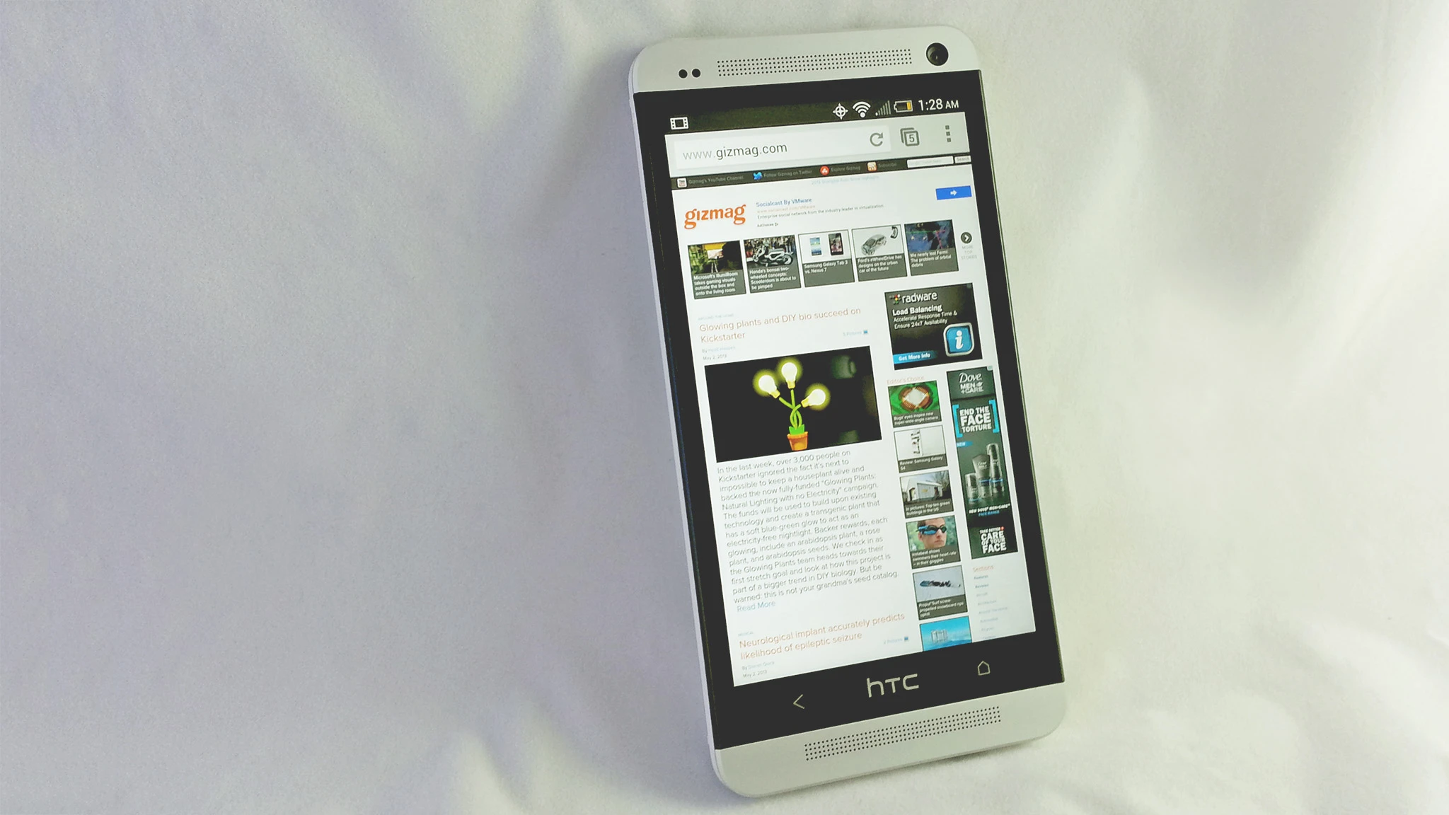HTC hit design out of the park