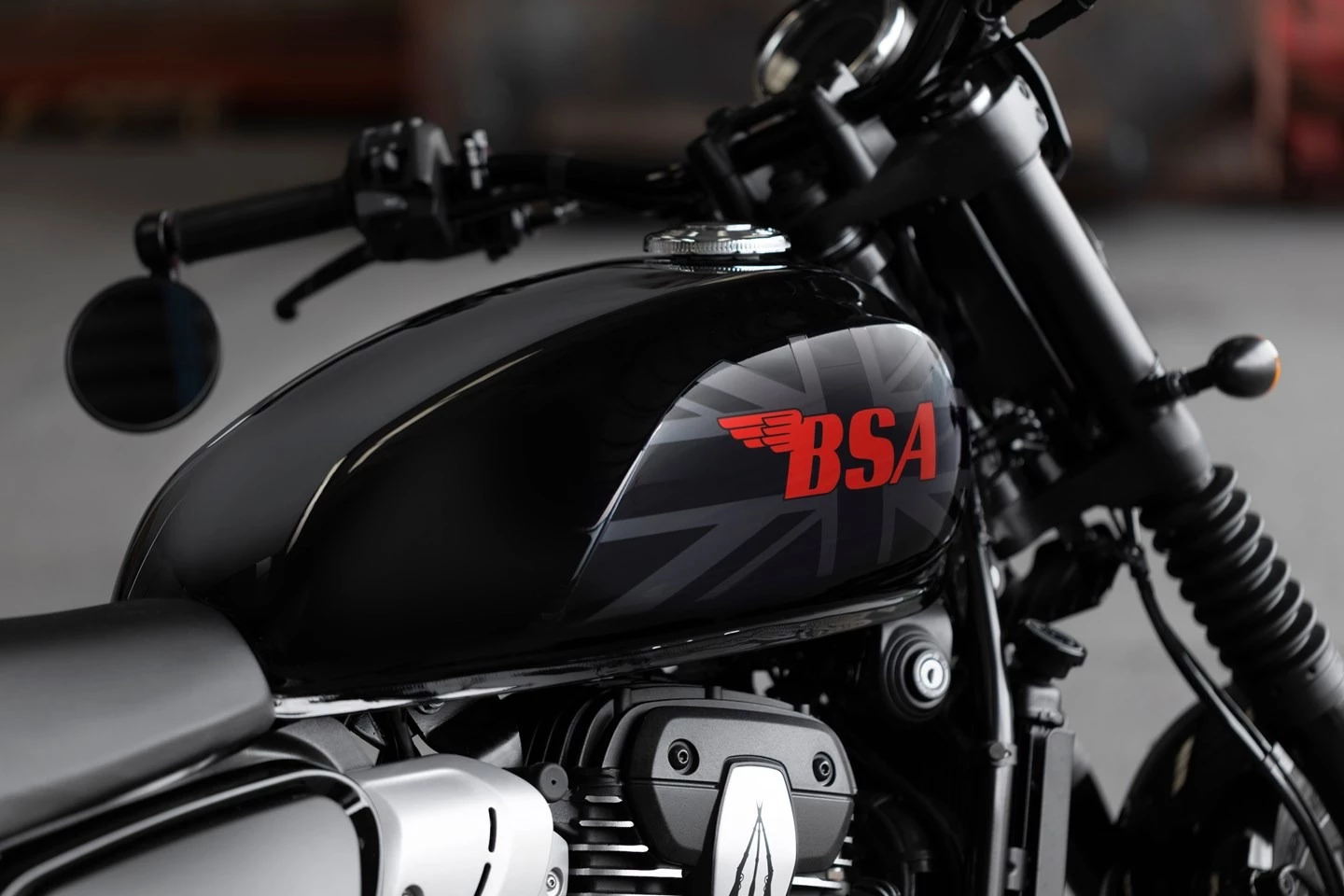 A 399 lb wet weight and a 31.4-inch seat height should help to make beginner riders comfortable