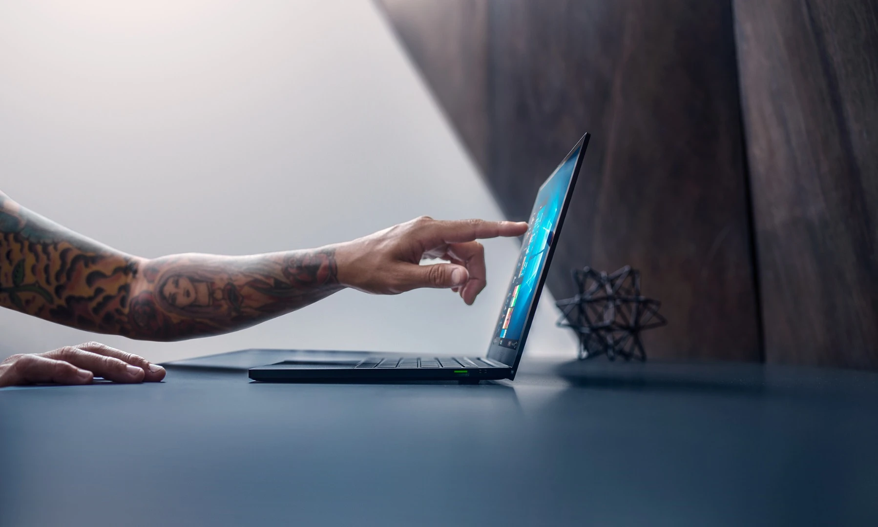 The top of the Blade Stealth range features a touchscreen 4K display