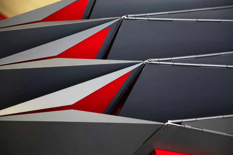 External aluminum detail of the kiosk