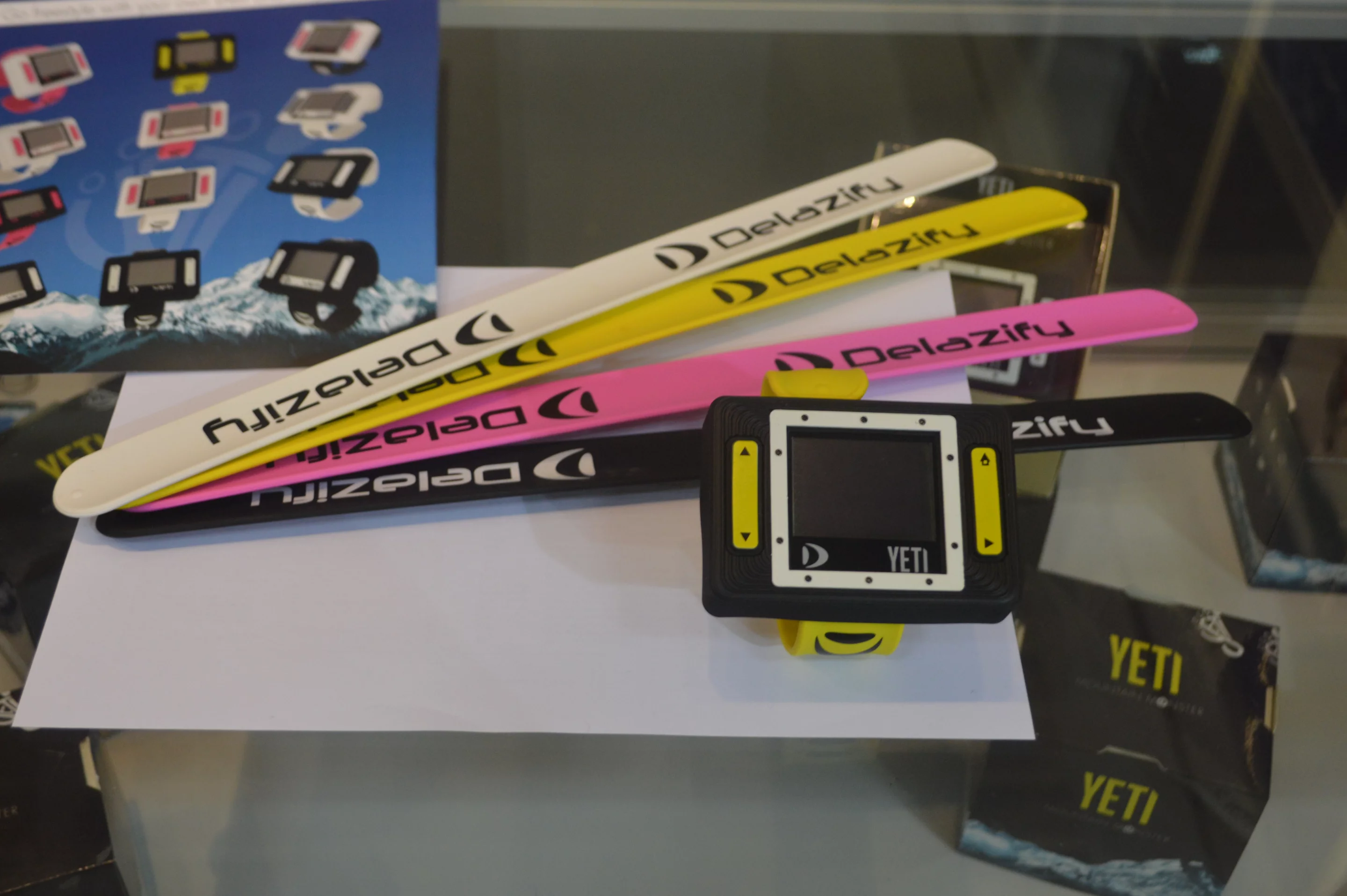 It's easy to mix and match strap colors