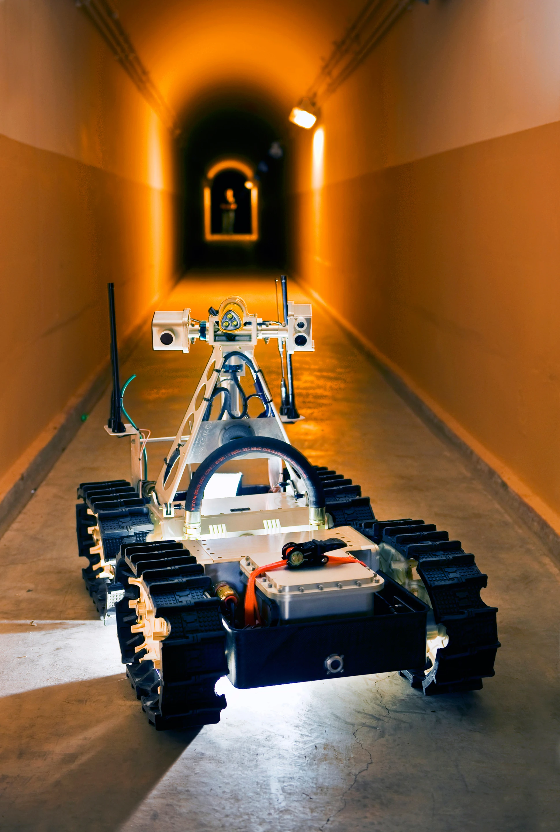 Sandia's Gemini-Scout Mine Rescue Robot is designed to speed mining accident rescue efforts (Image: Randy Montoya)