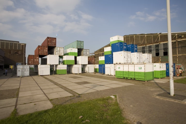 O+A's temporary shipping container 