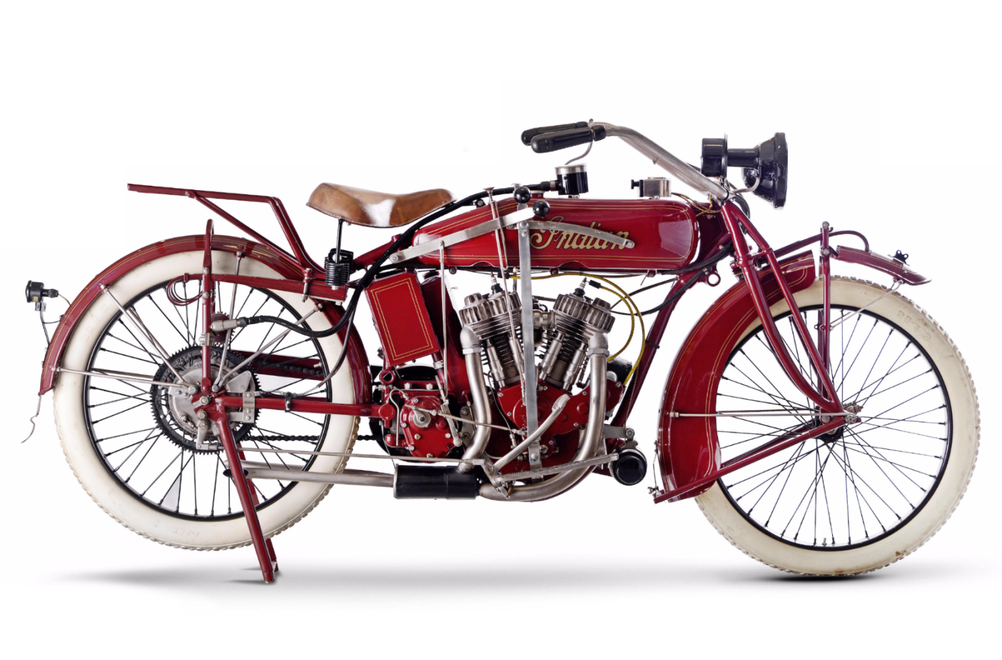 £24,150 ($37,287) – 1919 Indian 7hp PowerplusLot 19 at Bonhams Lonatti Collection held on 17 October, 2015Estimate: £15,000 - 20,000 ($23,000 - $31,000)