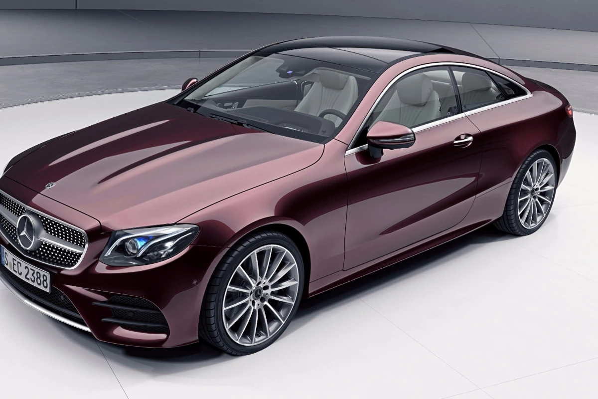 The Mercedes-Benz E-Class Coupé will benefit from a new four-cylinder engine that is combined with a 48-volt electrical system
