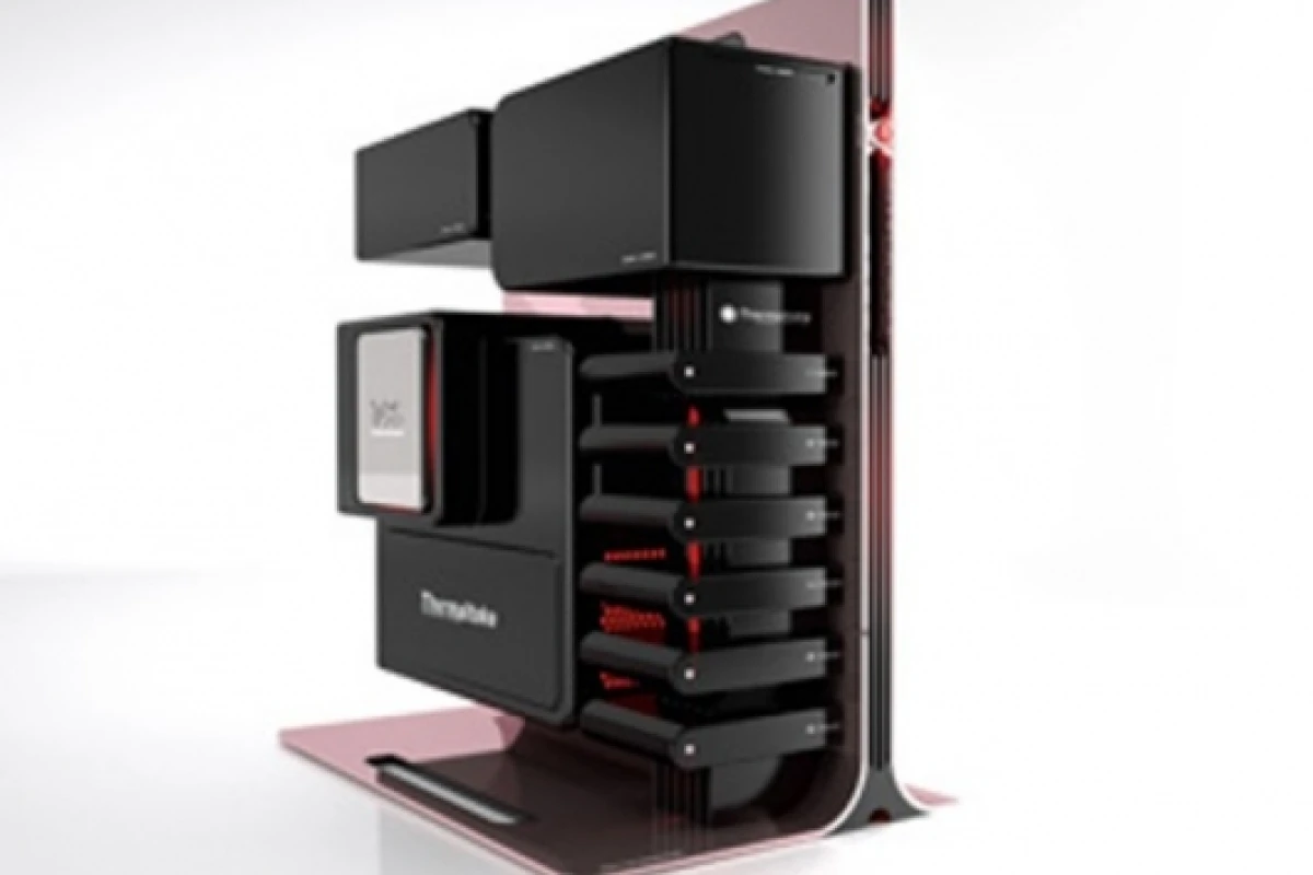 The open modular design of the Level 10 concept PC