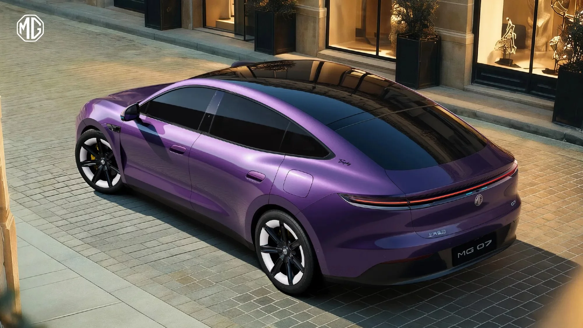The 07 will come with the Momenta R7 "Enhanced World Model" (EWM)