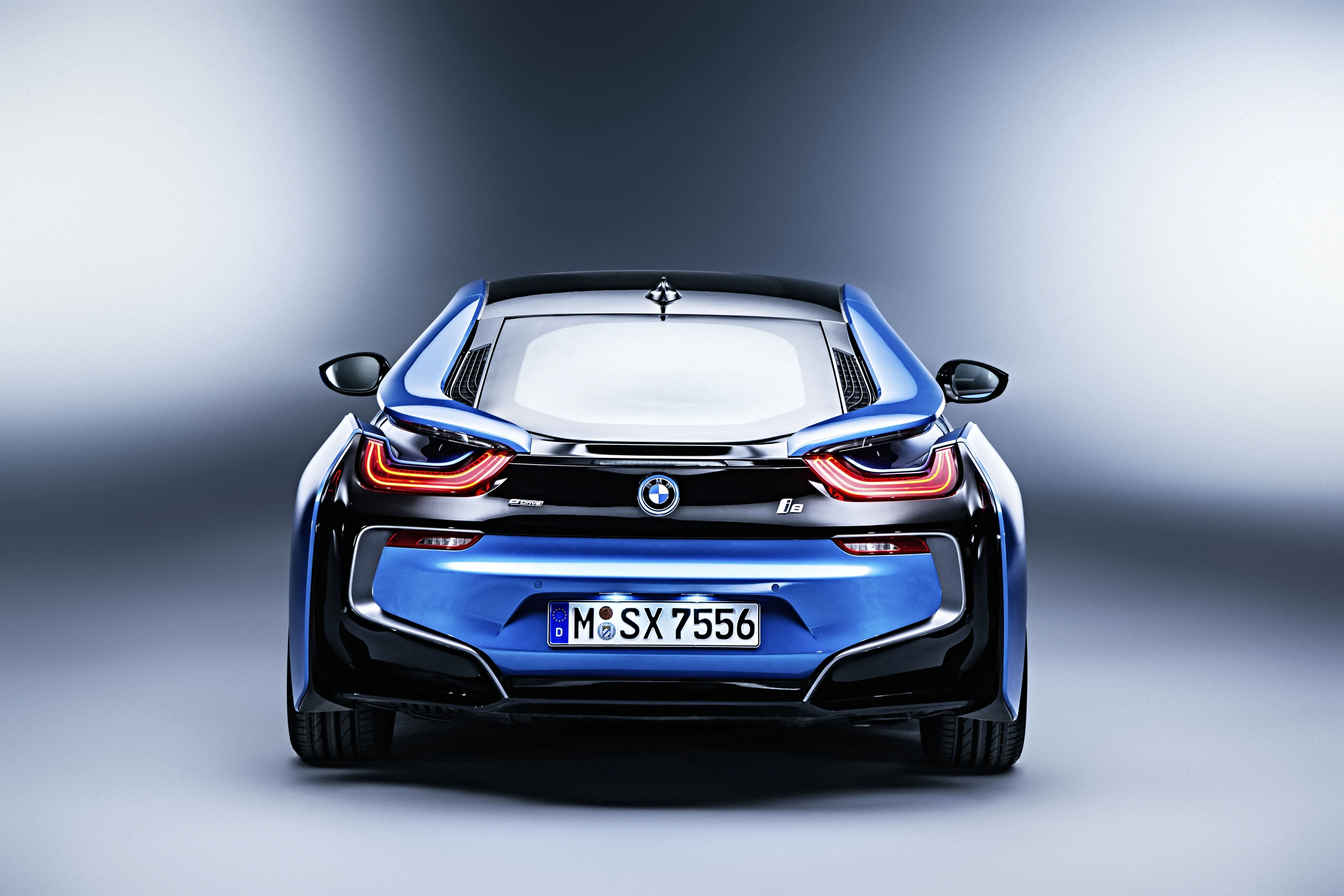 The BMW i8