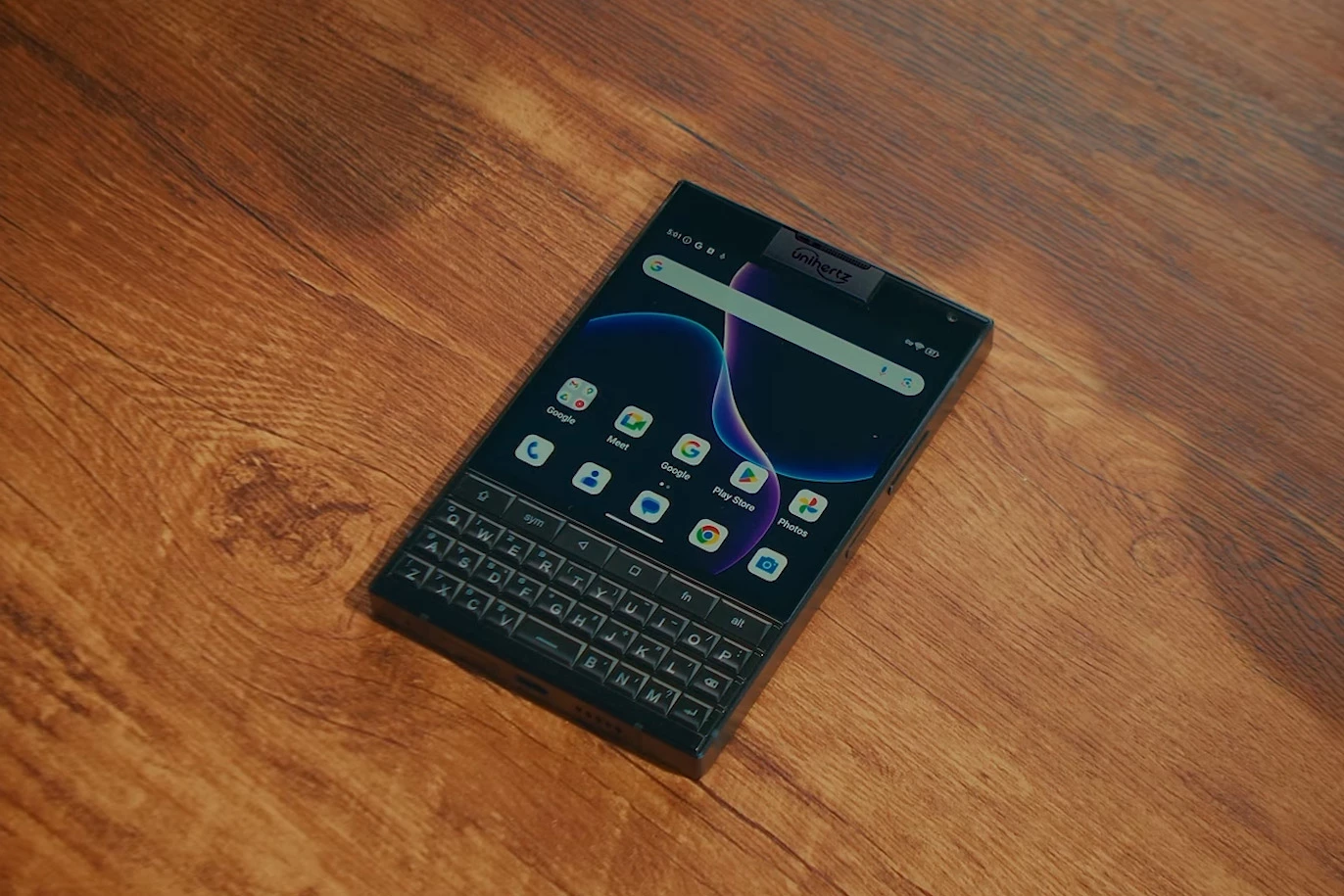 The Titan 2 bears a striking resemblance to the 2014 BlackBerry Passport, with its square body and display