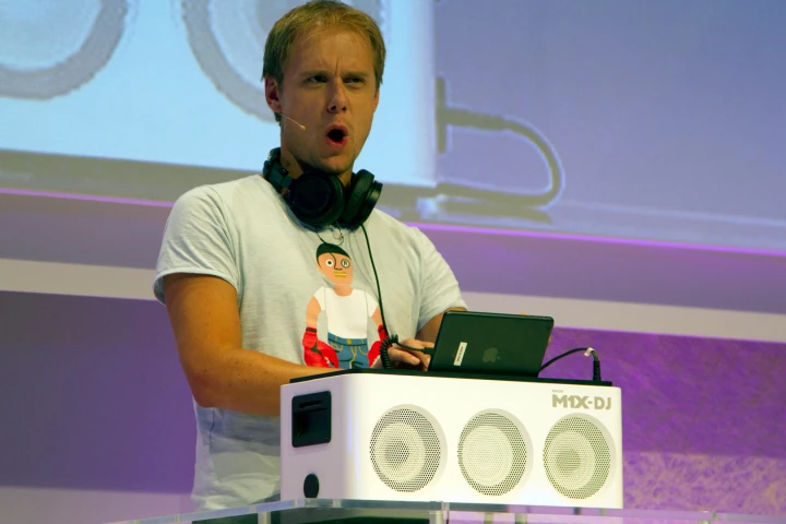 Dutch trance music maestro Armin van Buuren who worked with Philips to produce the M1X-DJ Sound System