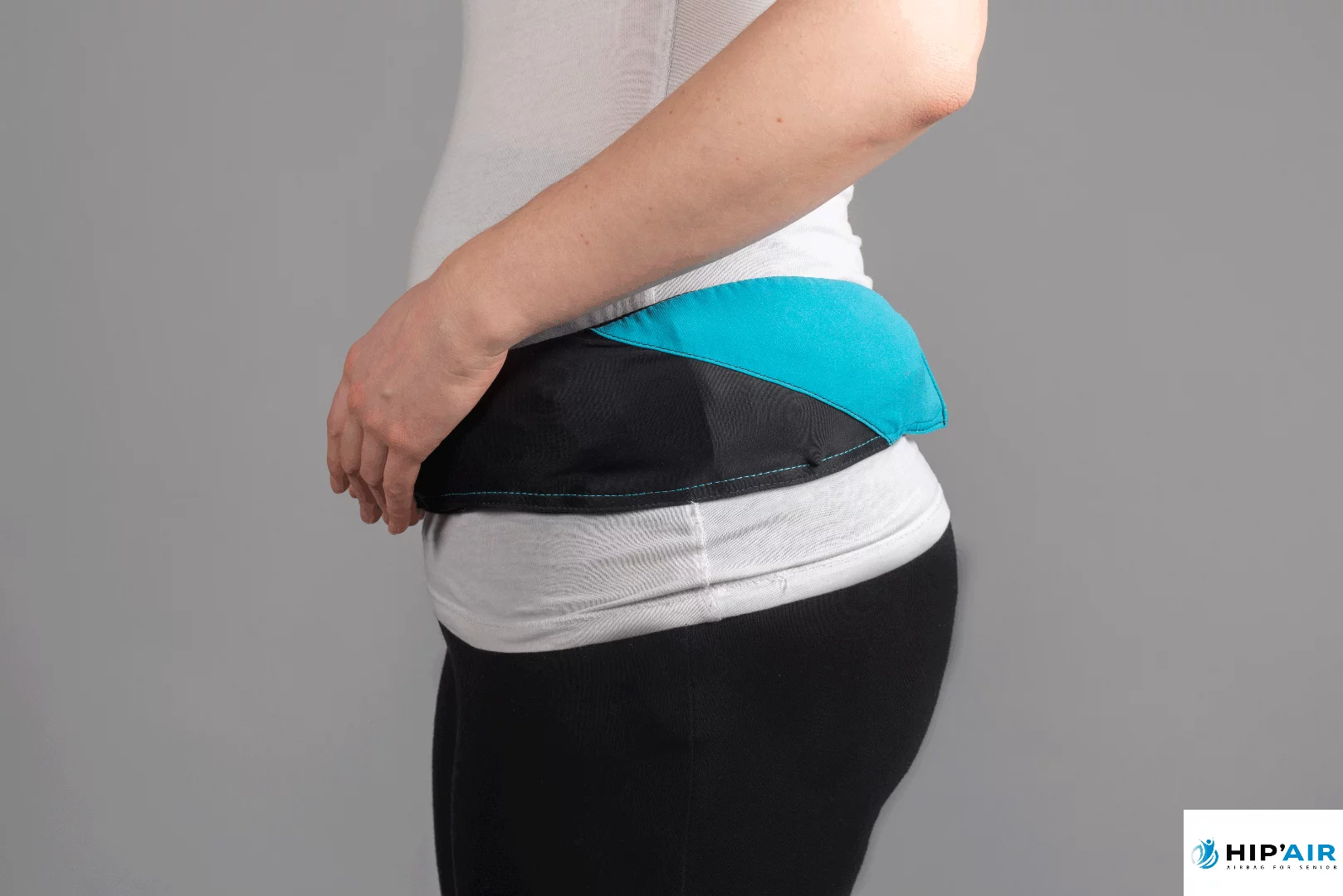The Hip'Air features a washable cover