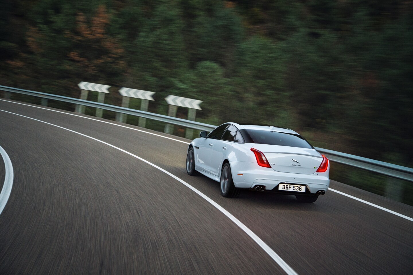 The 2016 Jaguar XJ has a choice of powertrains