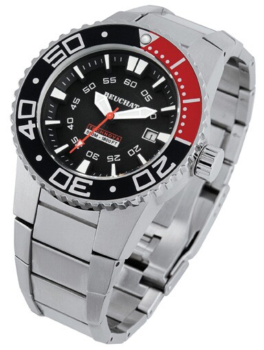 Watch with rotating bezel