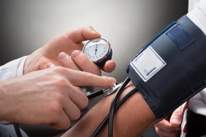 Controlling many risk factors reduced the risk of early death in people with high blood pressure