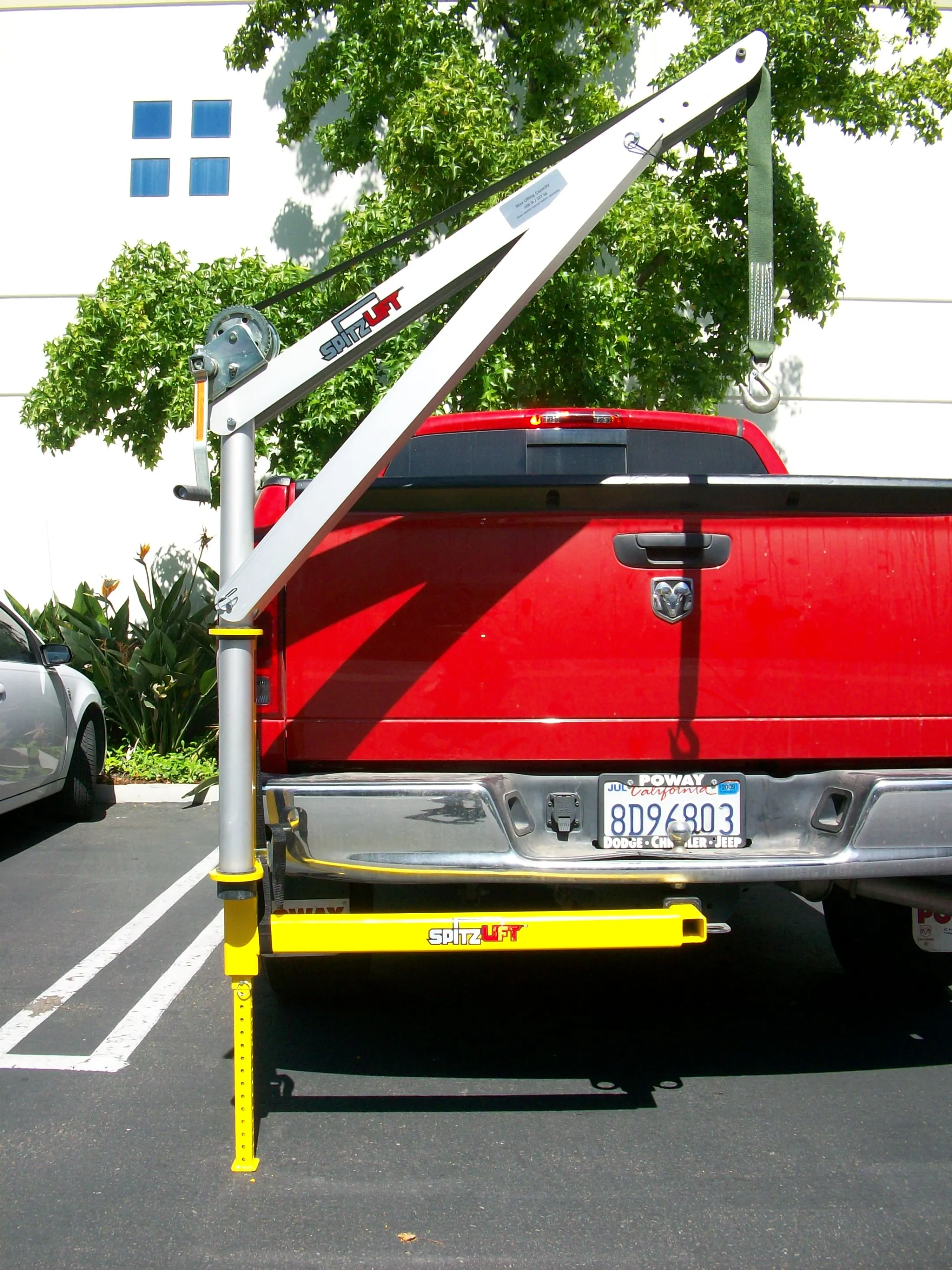 Spitzlift's miniature crane