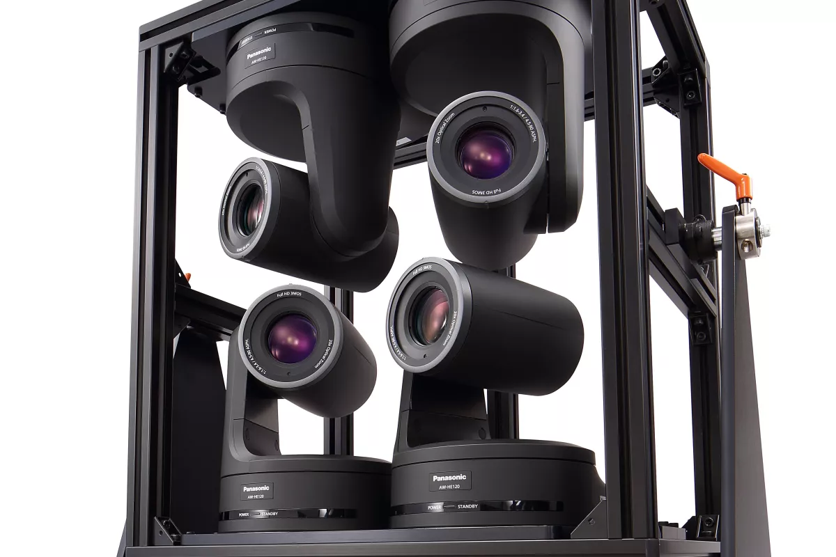 The system incorporates four of Panasonic’s AW-HE120 16:9 cameras