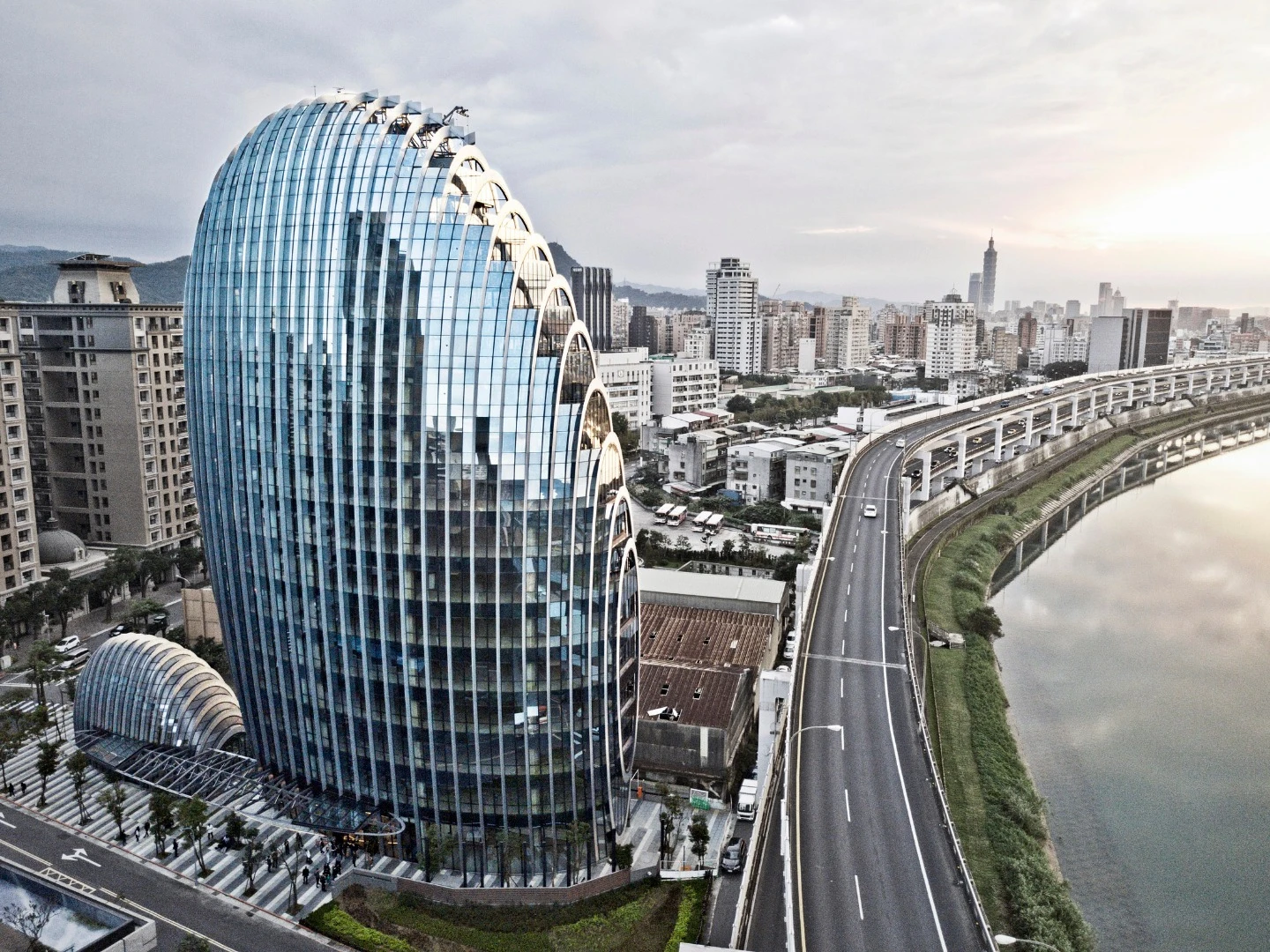 Lè Architecture, in the Office - Completed Buildings category