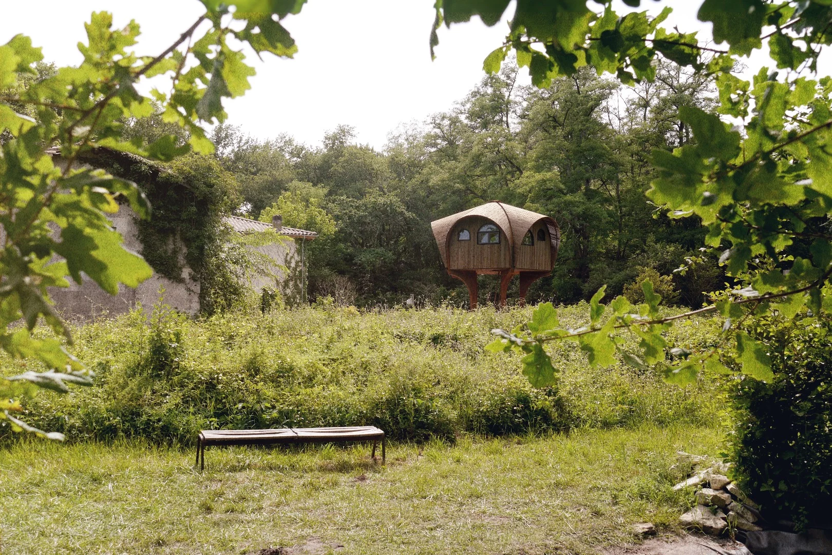 Le Haut Perché sleeps up to six people