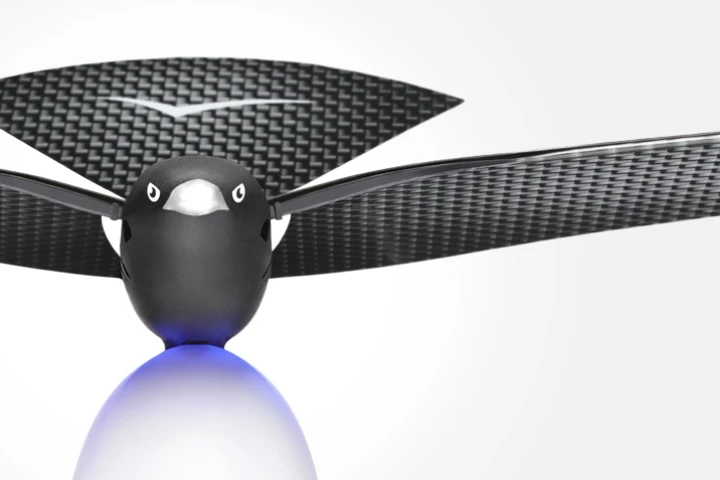 An extremely lightweight, smartphone-controlled bionic bird could fly for over a mile on a 12-minute charge