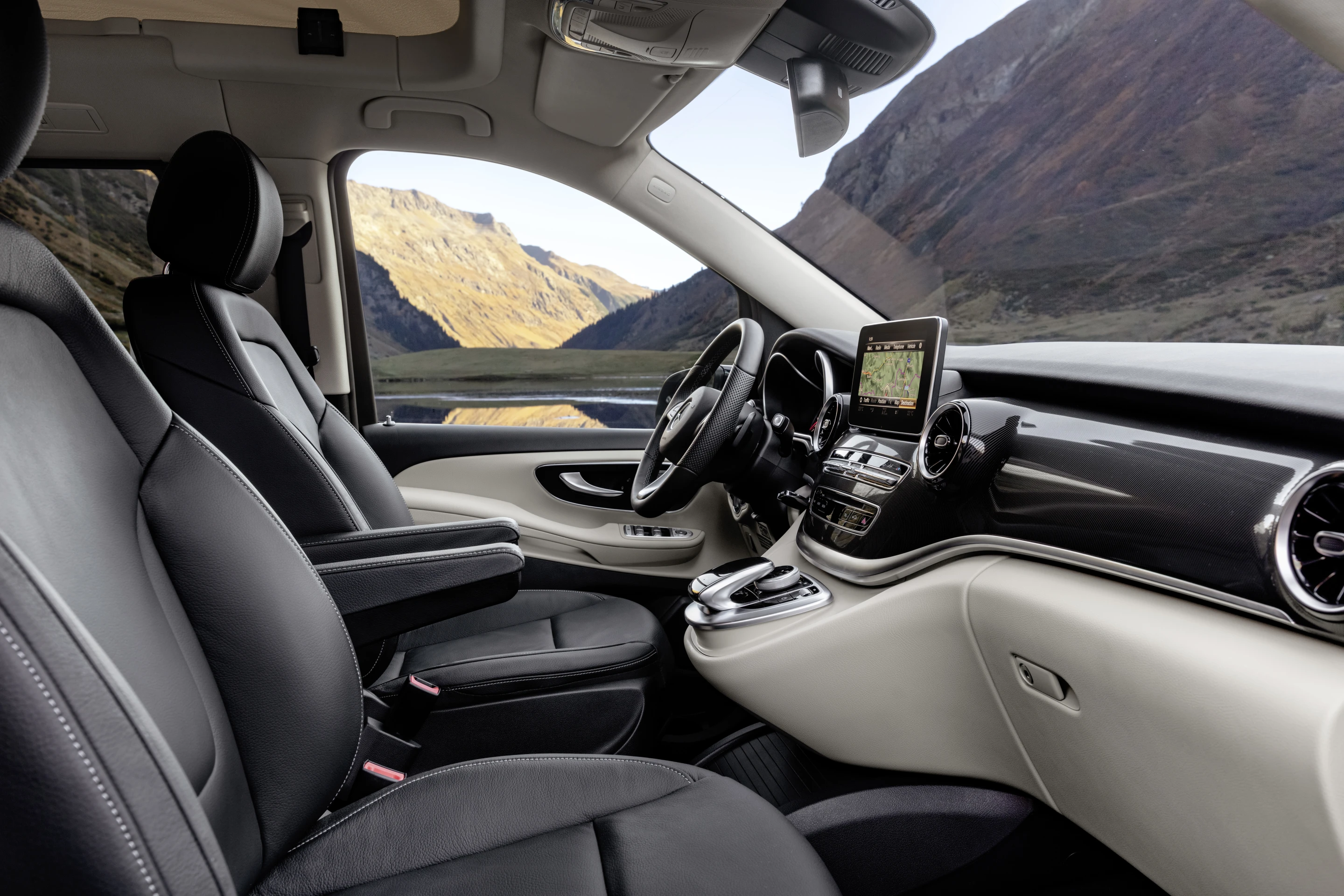 The Marco Polo benefits from the restyled interior, exterior and new equipment of the V-Class base