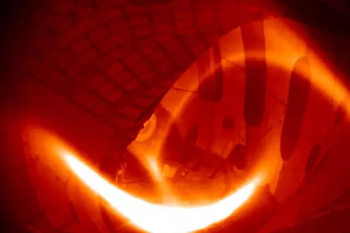 It took a 2-megawatt pulse of microwave heating to convert a small amount of hydrogen gas into a low-density hydrogen plasma