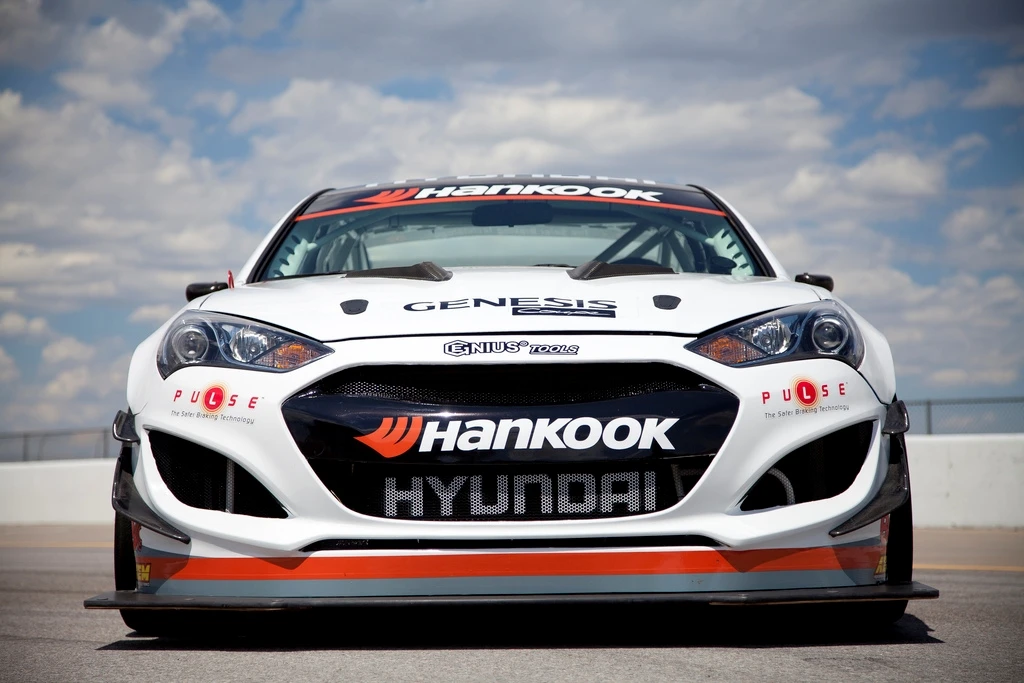 The aerodynamics kit included a new front splitter