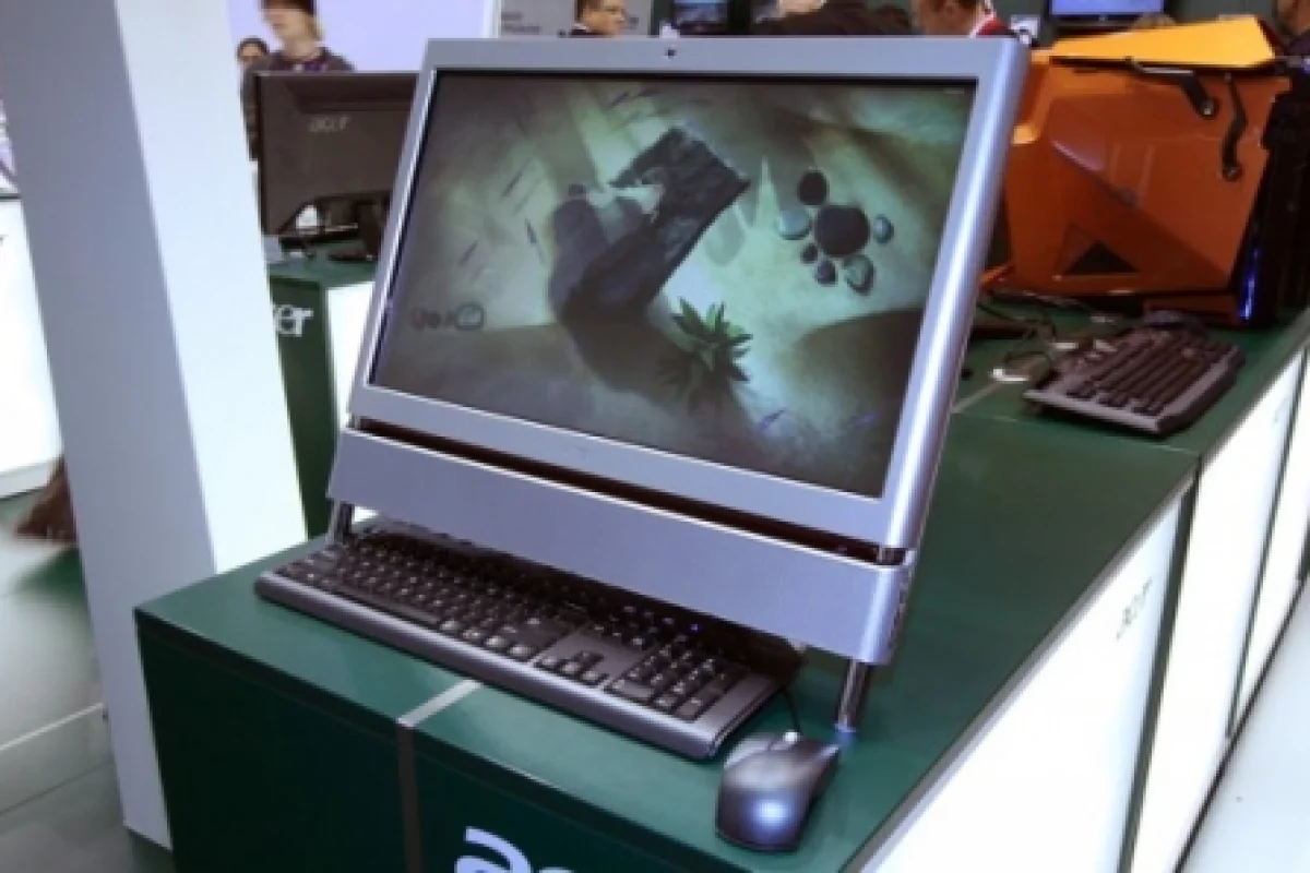 The Acer Aspire Z5610 all-in-one desktop PC