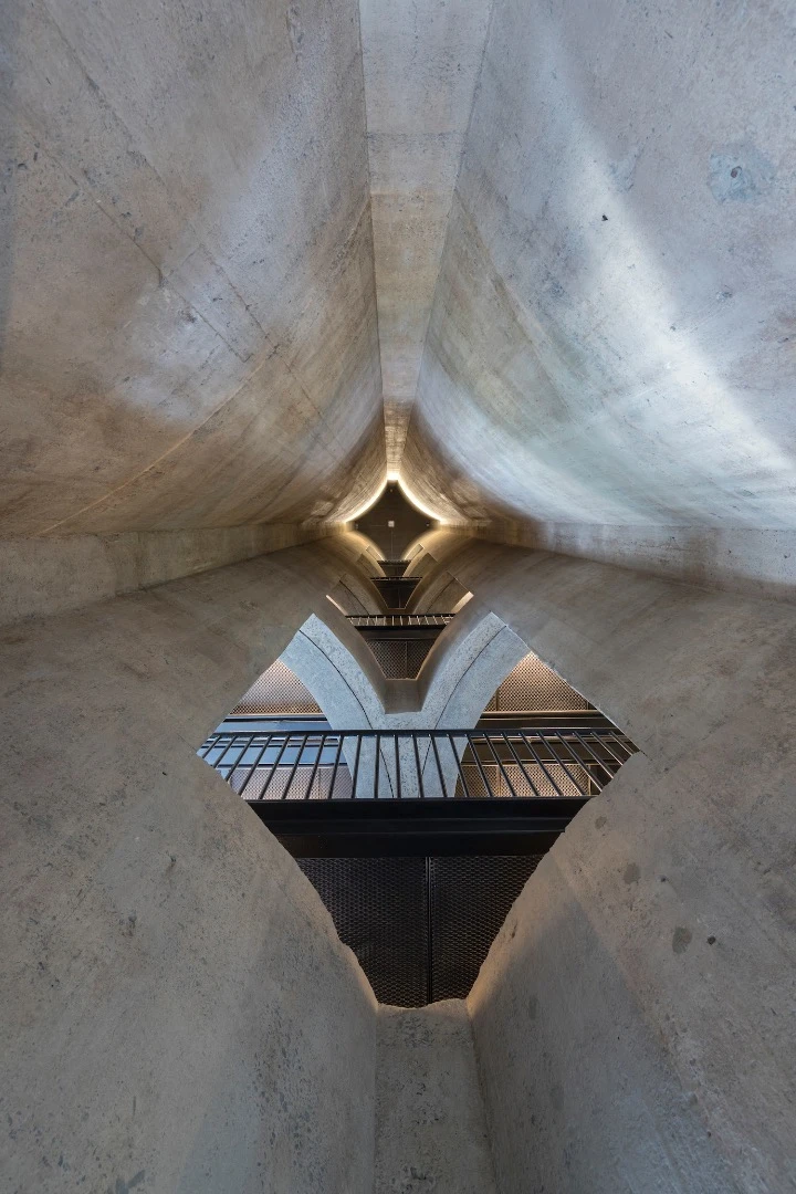 The Zeitz MOCAA is a very impressive new £30 million (around US$40 million) project by Heatherwick Studio