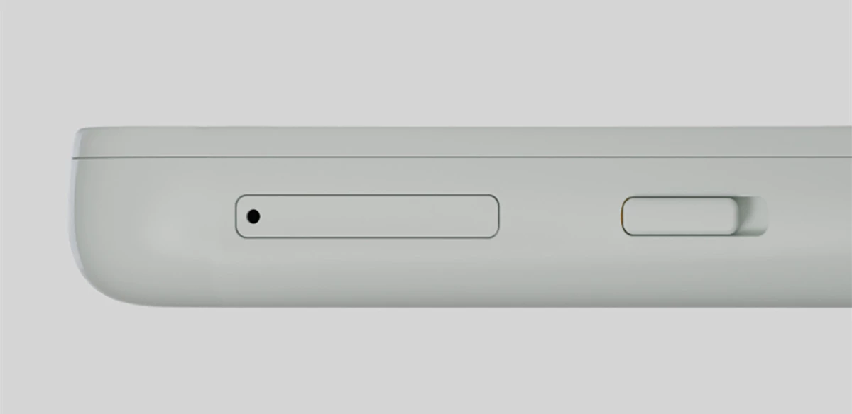 A hardware switch disables the Kompakt's cell antennae, Wi-Fi, mics, camera, and even cuts off power to the GSM module
