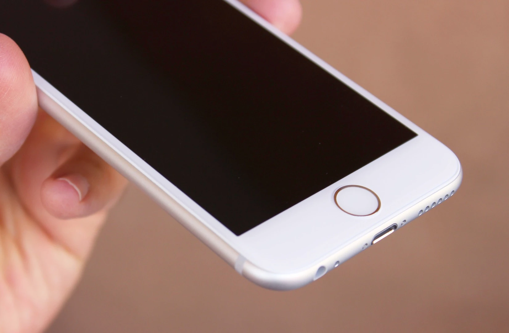 iPhone 6 with Touch ID sensor