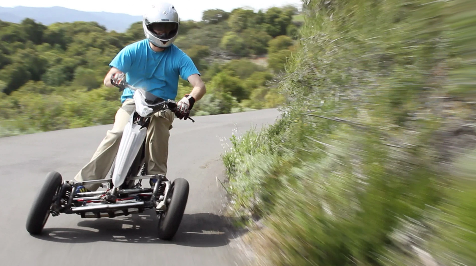 The scooter's tilting steering mechanism is perhaps its most eye-catching feature