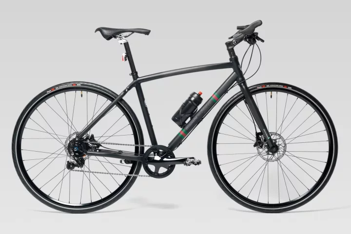 Italian high fashion meets veteran bicycle engineering in the very expensive Bianchi by Gucci carbon bike