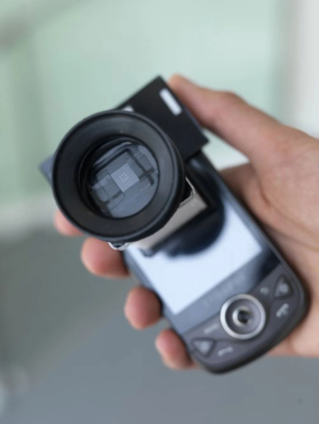 NETRA offers a simple, quick and inexpensive way to use mobile phones to measure refractive errors of the eye (Photo Credit, Andy Ryan)