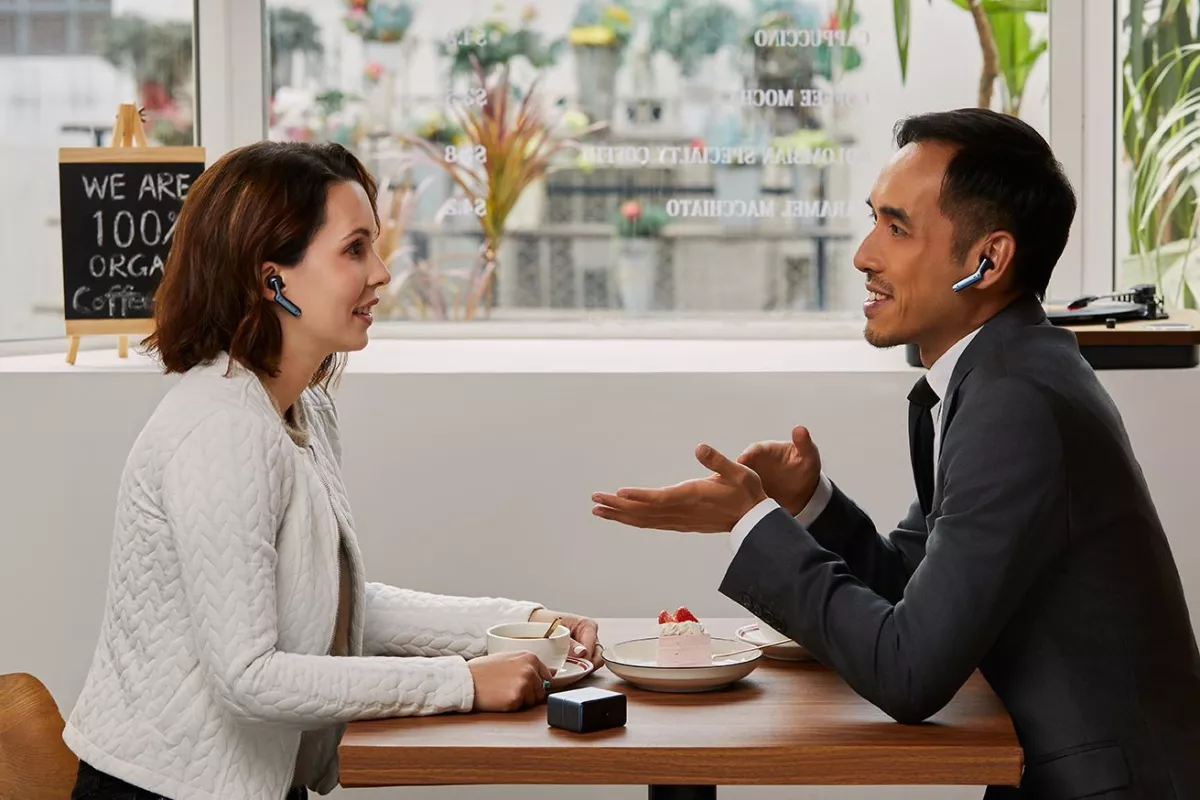 Timekettle W4 ईयरबड्स: AI- संचालित रीयल-टाइम अनुवाद के माध्यम से संवाद में क्रांति।