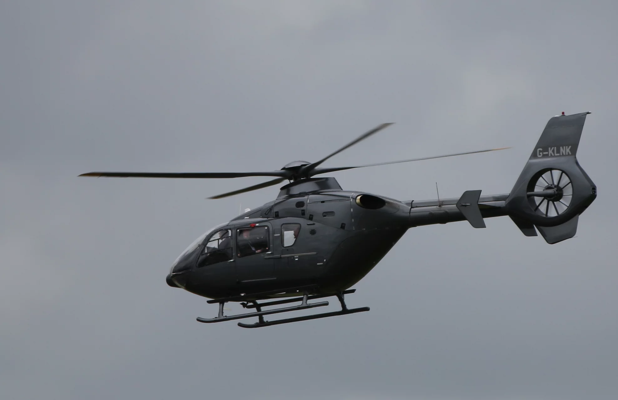 There were no shortage of aircraft flights in addition to the billed displays (Photo: Gizmag)