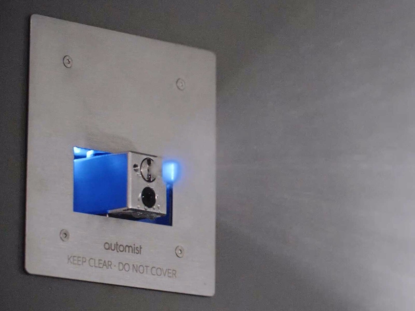 Automist Smartscan puts a targeted fire-fighting mist jet in the wall