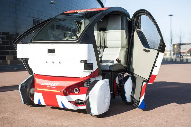 Virtually the entire side of the Lutz Pathfinder is a door (Photo: Transport Systems Catapult)