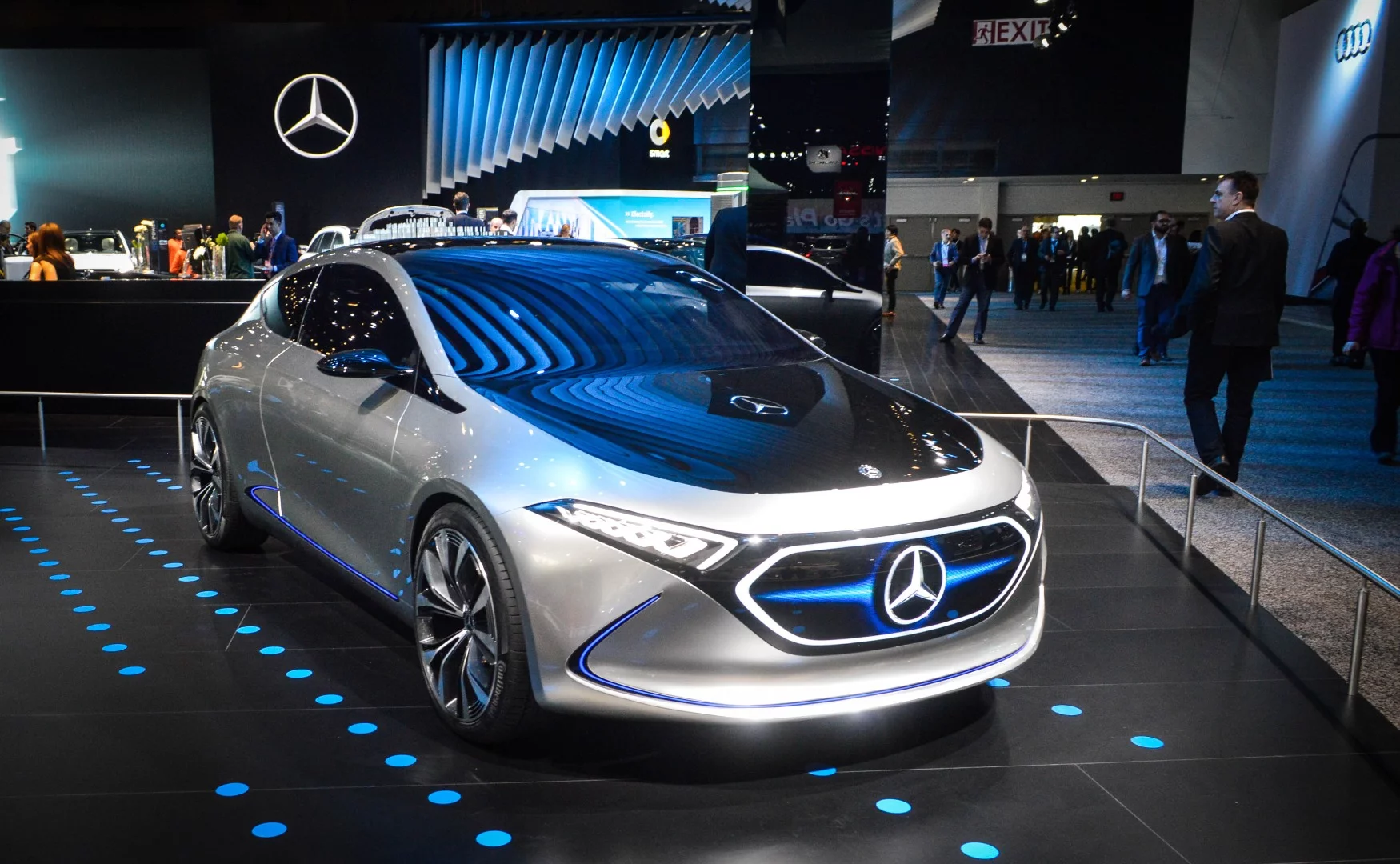 Mercedes Concept EQA