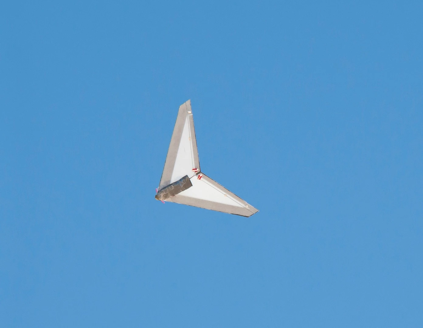 The gliders will be crafted from carbon fiber