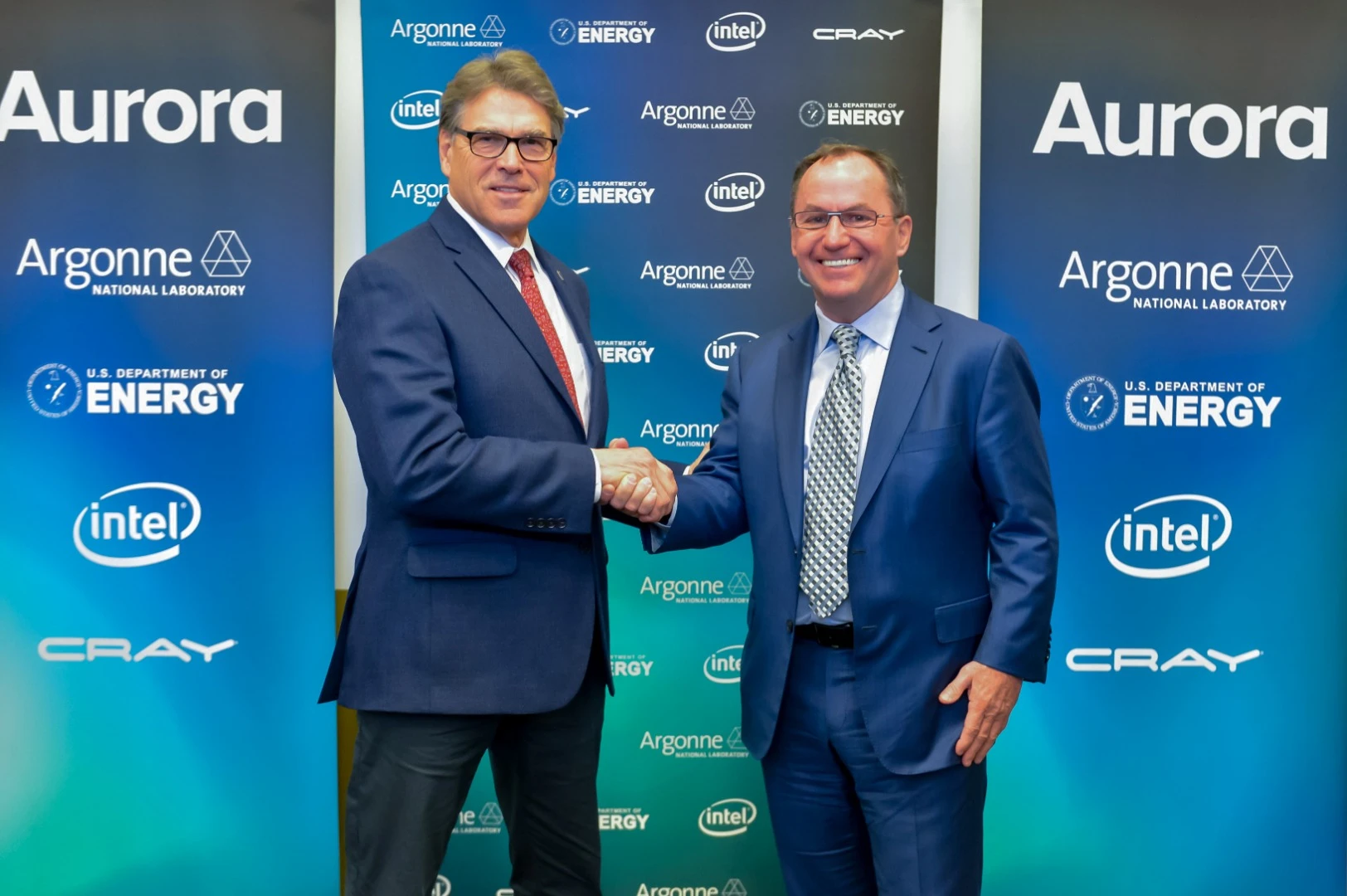 US Secretary of Energy, Rick Perry (left) and Intel CEO Bob Swan